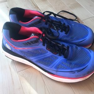 Topo Athletic Fly-Lyte 2- size 10